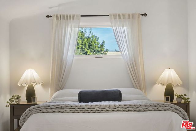 1238 N Isabel Street, Glendale, CA 91207