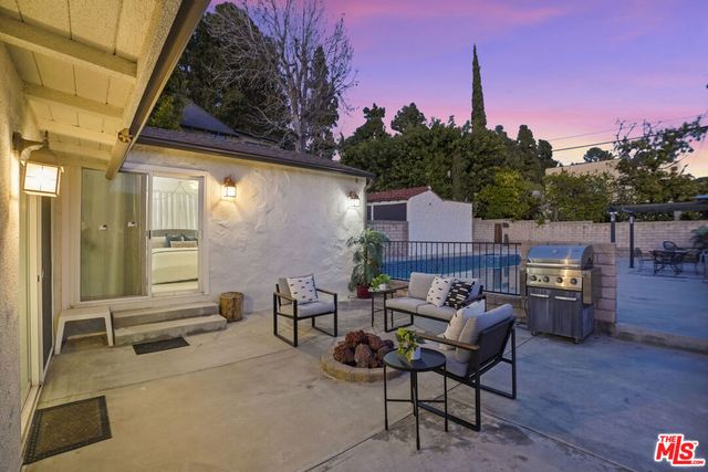 1238 N Isabel Street, Glendale, CA 91207