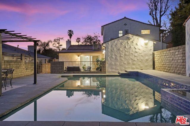 1238 N Isabel Street, Glendale, CA 91207