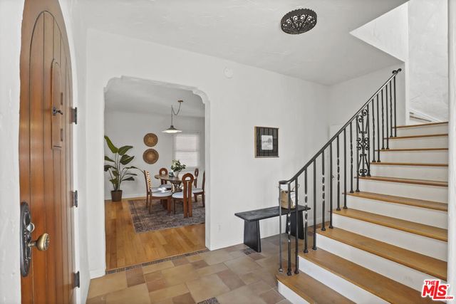 1238 N Isabel Street, Glendale, CA 91207