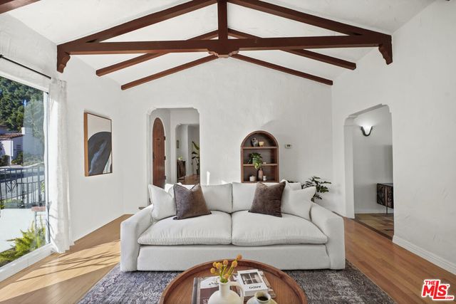 1238 N Isabel Street, Glendale, CA 91207