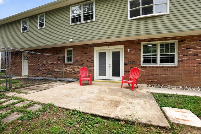 2260 BRIDLE PATH DR, Waldorf, MD 20601
