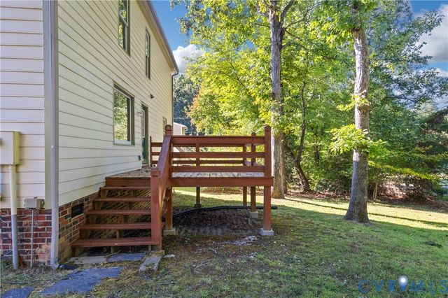 6924 Mason Woods Dr, North Chesterfield, VA 23234