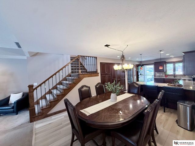 609 Pier 1, Lincoln, NE 68528