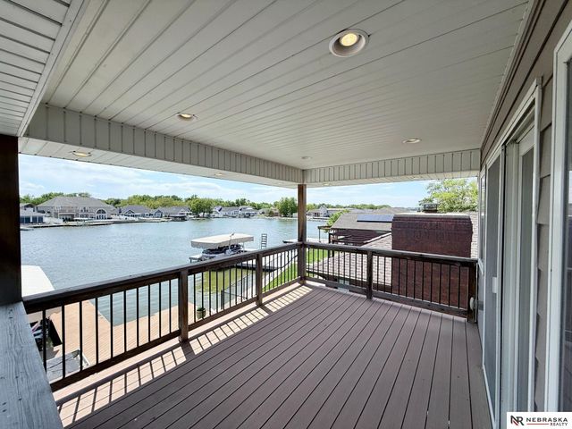 609 Pier 1, Lincoln, NE 68528