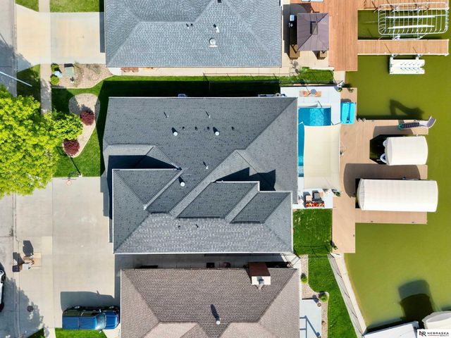 609 Pier 1, Lincoln, NE 68528