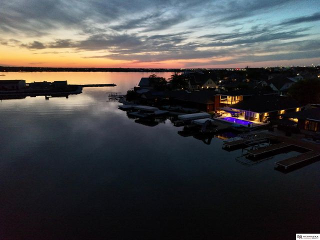 609 Pier 1, Lincoln, NE 68528