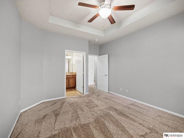 1807 Mayflower Road, Bellevue, NE 68123