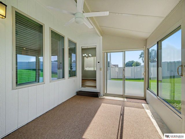 1807 Mayflower Road, Bellevue, NE 68123