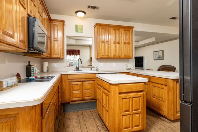 2387 County Road 2021, Glen Rose, TX 76043