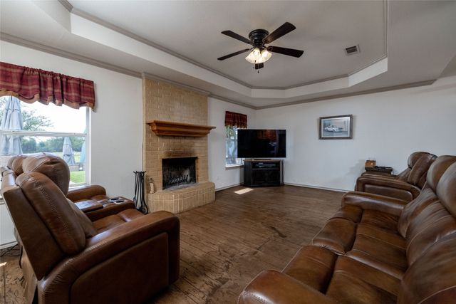 2387 County Road 2021, Glen Rose, TX 76043