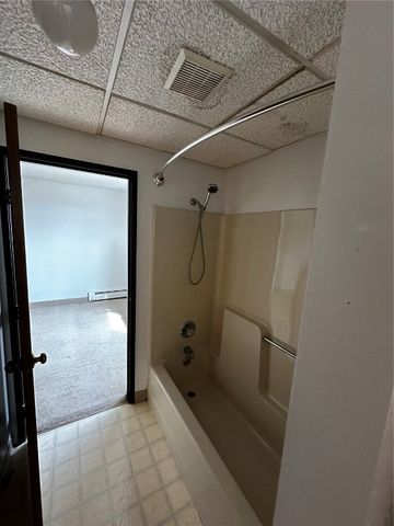 400 1st Street SE 410, Cedar Rapids, IA 52401