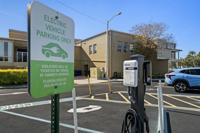 2391 SUMATRAN WAY 69, Clearwater, FL 33763