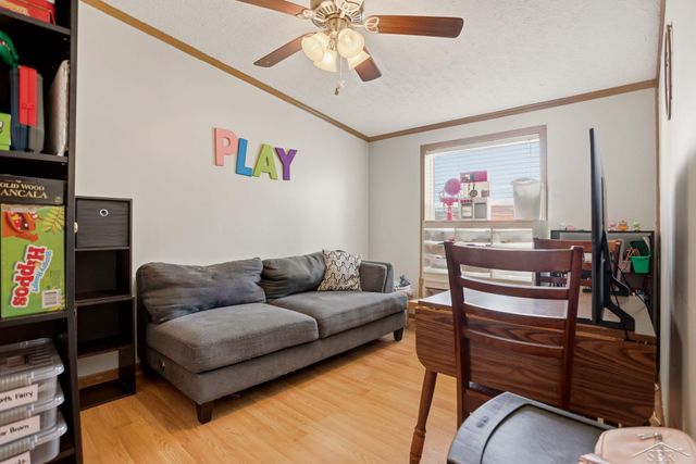 130 S Miller Road, Saginaw, MI 48609