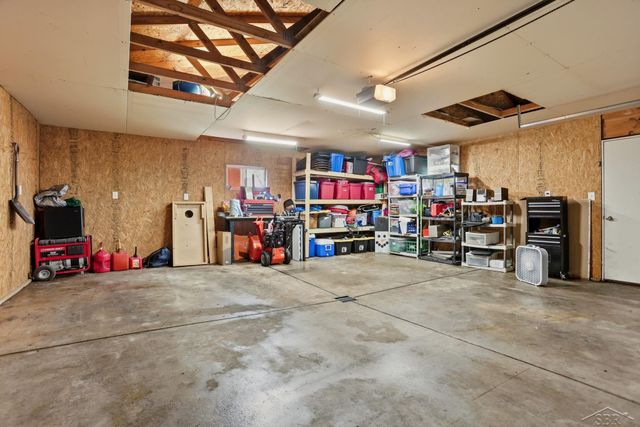 130 S Miller Road, Saginaw, MI 48609