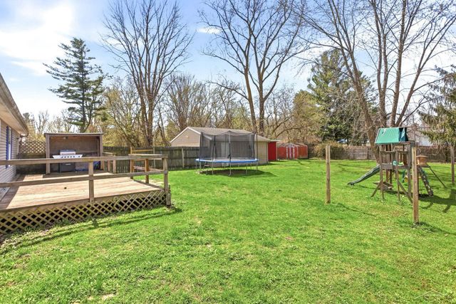 130 S Miller Road, Saginaw, MI 48609