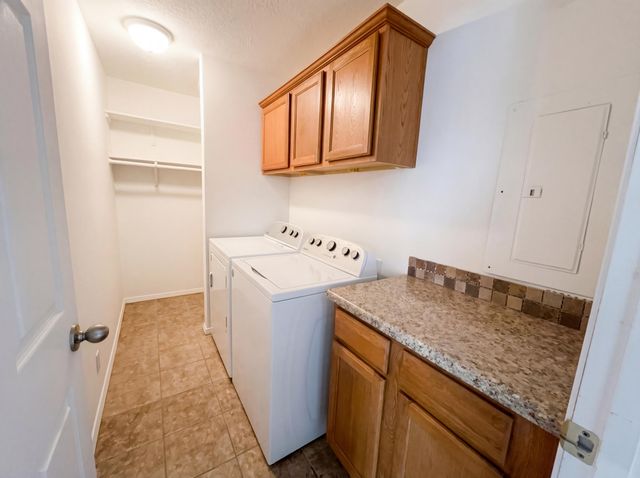 1209 Westerfeld Drive NE, Albuquerque, NM 87112