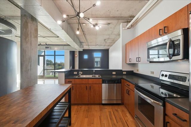 10 N SUMMERLIN AVENUE 7, Orlando, FL 32801