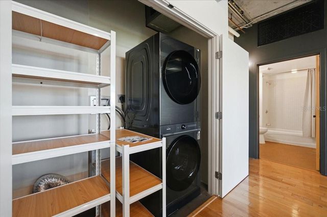 10 N SUMMERLIN AVENUE 7, Orlando, FL 32801