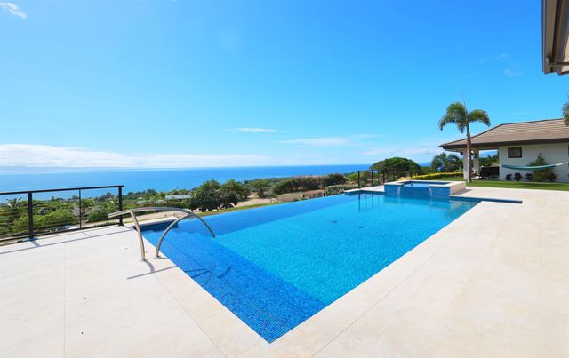 320 Luawai St, Lahaina, HI 96761