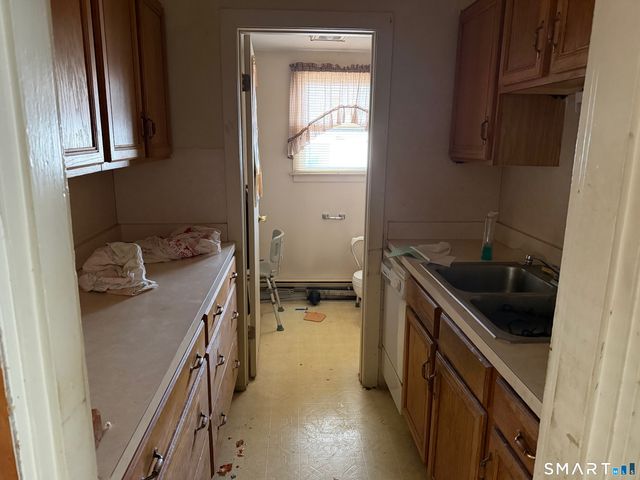 37 Jones Street, West Haven, CT 06516