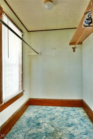 211 E Wilson Avenue, Girard, OH 44420