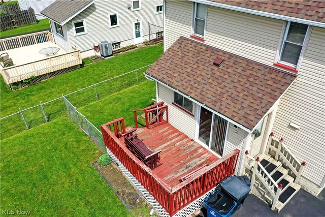 211 E Wilson Avenue, Girard, OH 44420