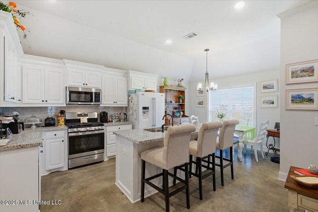 244 Hemingway Circle, Canton, MS 39046