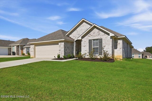 244 Hemingway Circle, Canton, MS 39046