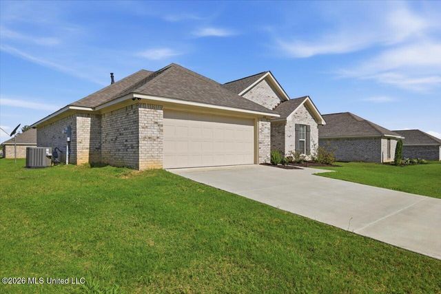 244 Hemingway Circle, Canton, MS 39046