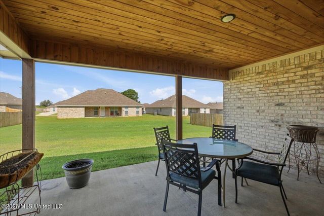 244 Hemingway Circle, Canton, MS 39046