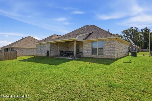 244 Hemingway Circle, Canton, MS 39046