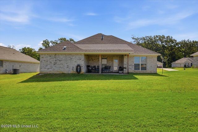 244 Hemingway Circle, Canton, MS 39046