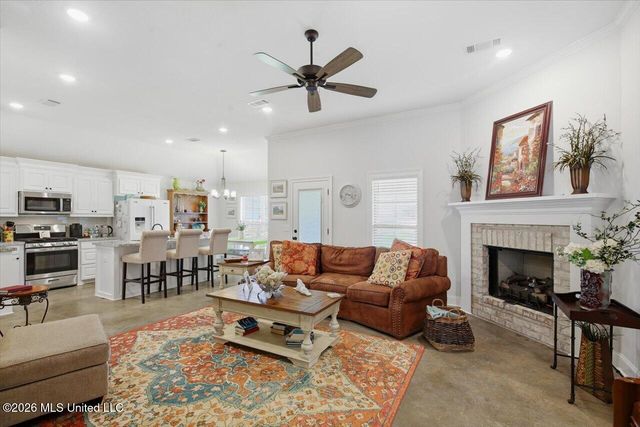 244 Hemingway Circle, Canton, MS 39046