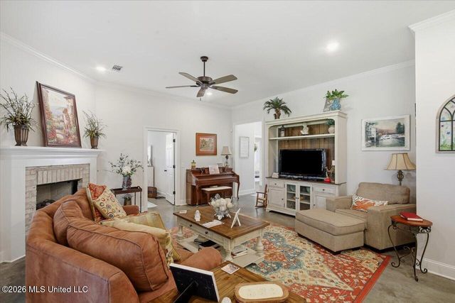 244 Hemingway Circle, Canton, MS 39046