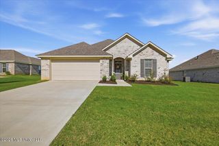 244 Hemingway Circle, Canton, MS 39046