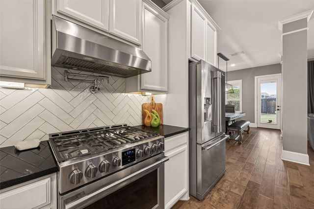 718 Sundance Glen Way, Richmond, TX 77406