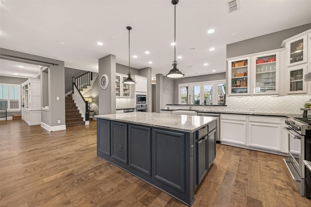 718 Sundance Glen Way, Richmond, TX 77406