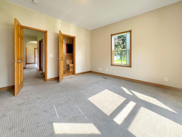 465 3rd Avenue, Newport, MN 55055