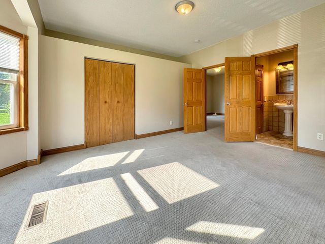 465 3rd Avenue, Newport, MN 55055