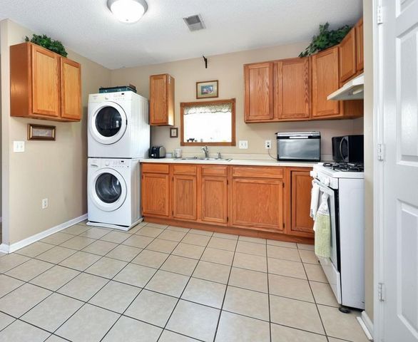 465 3rd Avenue, Newport, MN 55055