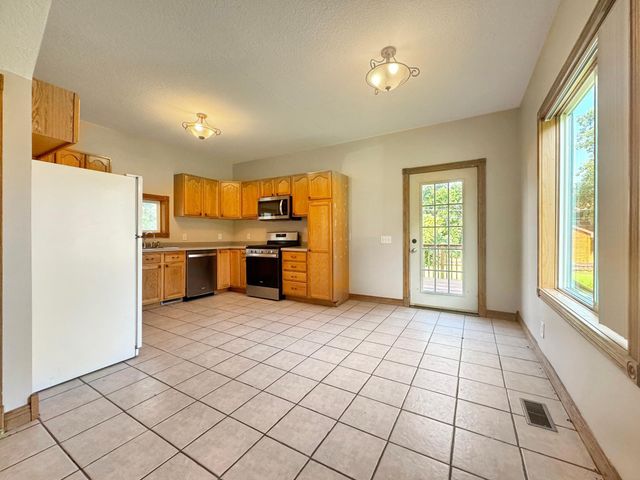 465 3rd Avenue, Newport, MN 55055