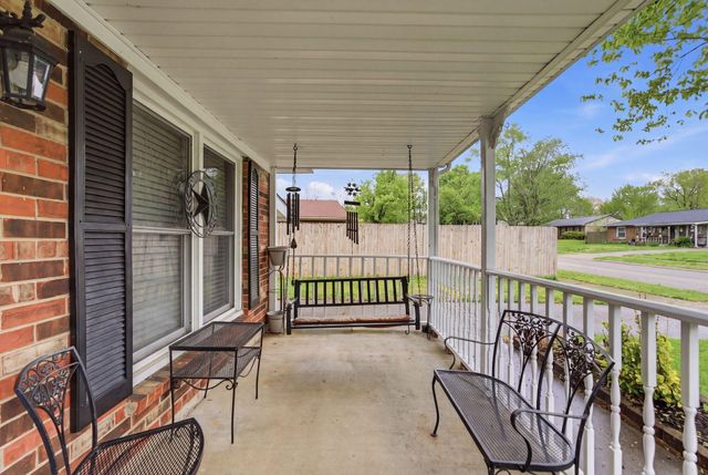 1363 Bridges Creek Court, Georgetown, KY 40324