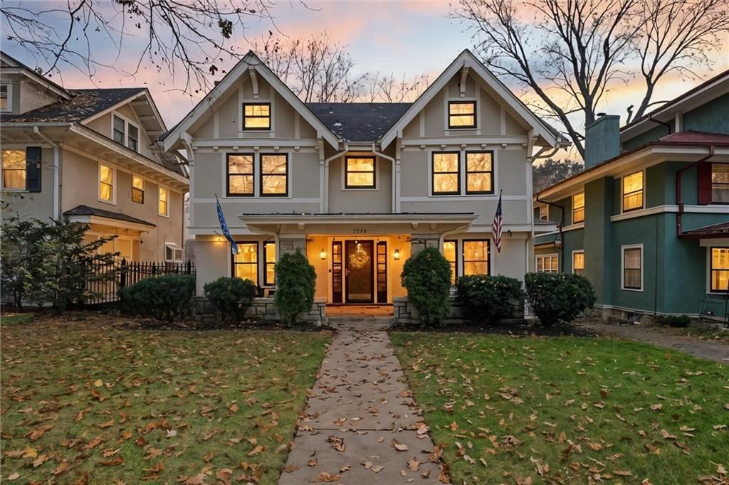 5740 Grand Avenue, Kansas City, MO 64113