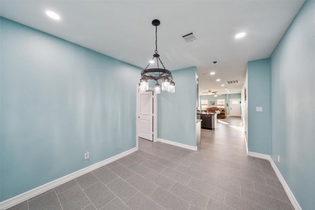 83 Elizabeth Drive, Bay City, TX 77414