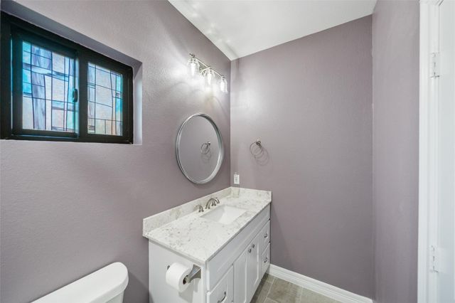 83 Elizabeth Drive, Bay City, TX 77414