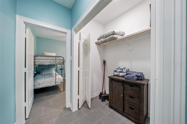 83 Elizabeth Drive, Bay City, TX 77414