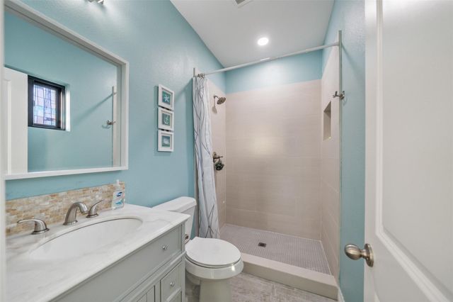 83 Elizabeth Drive, Bay City, TX 77414