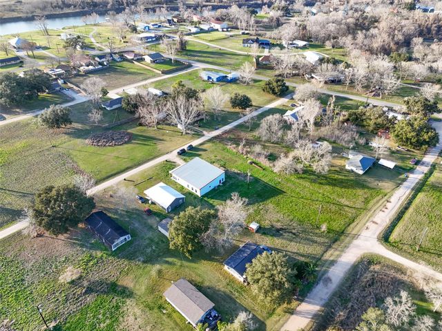 83 Elizabeth Drive, Bay City, TX 77414