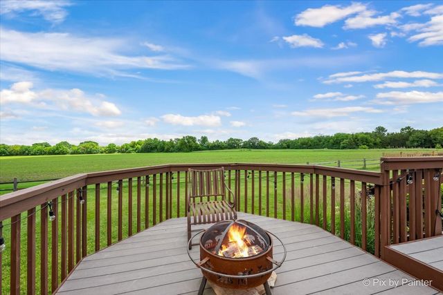 665 Hunters Path, Marengo, IL 60152